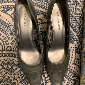 Anne Klein gently worn